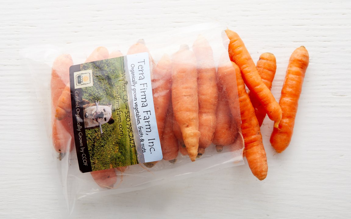 Bagged Organic Nantes Carrots | 1 lb | Terra Firma Farm | Good Eggs