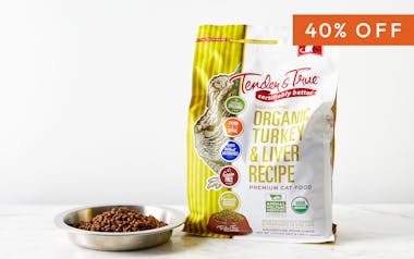 Organic Turkey & Liver Recipe Dry Cat Food