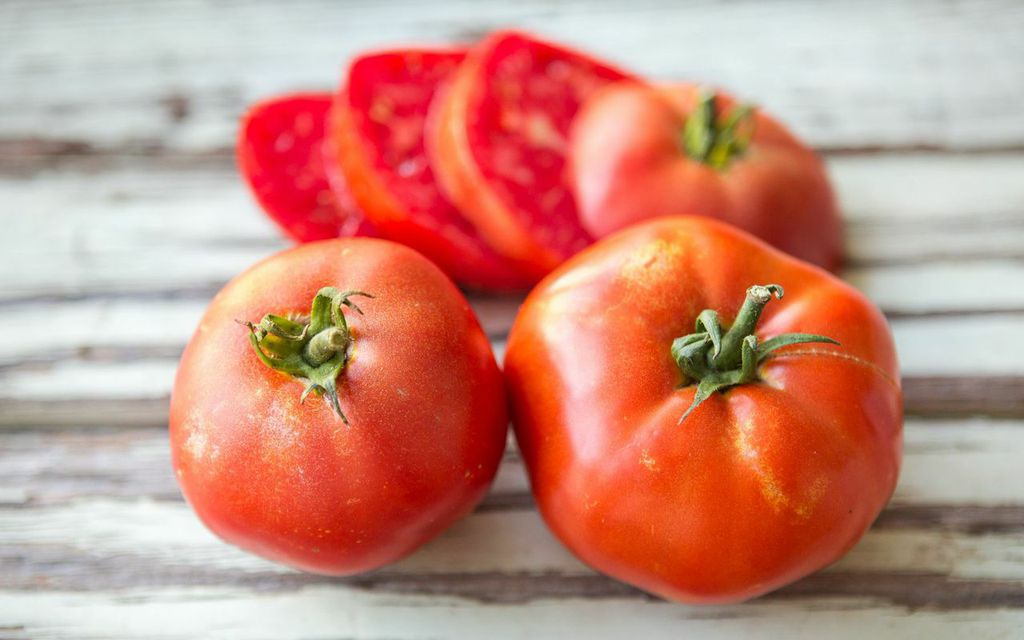 Organic Red Beefsteak Tomatoes Fifth Crow Farm SF Bay Good Eggs