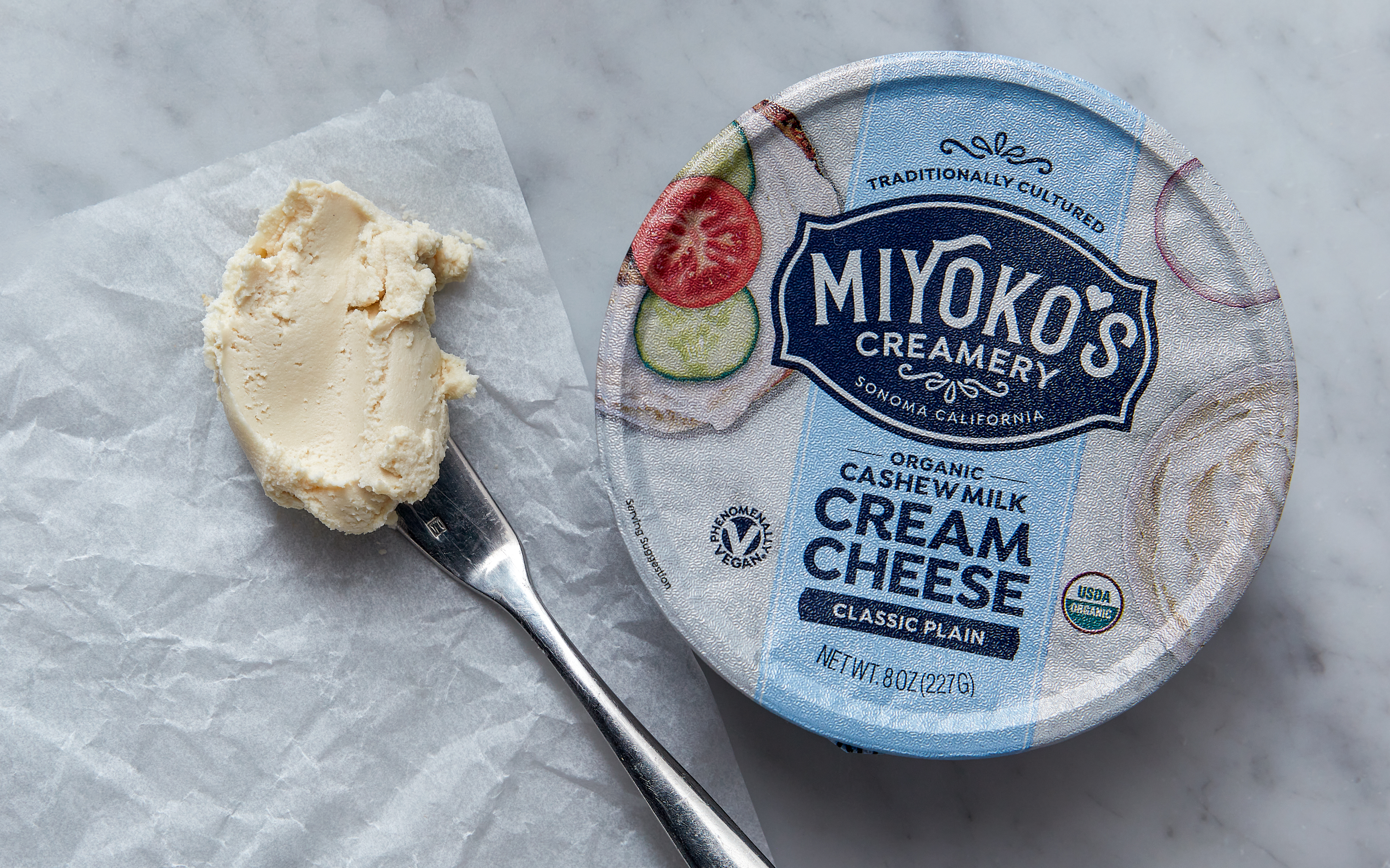 Vegan Organic Classic Plain Cream Cheese 8 oz Miyoko's Kitchen