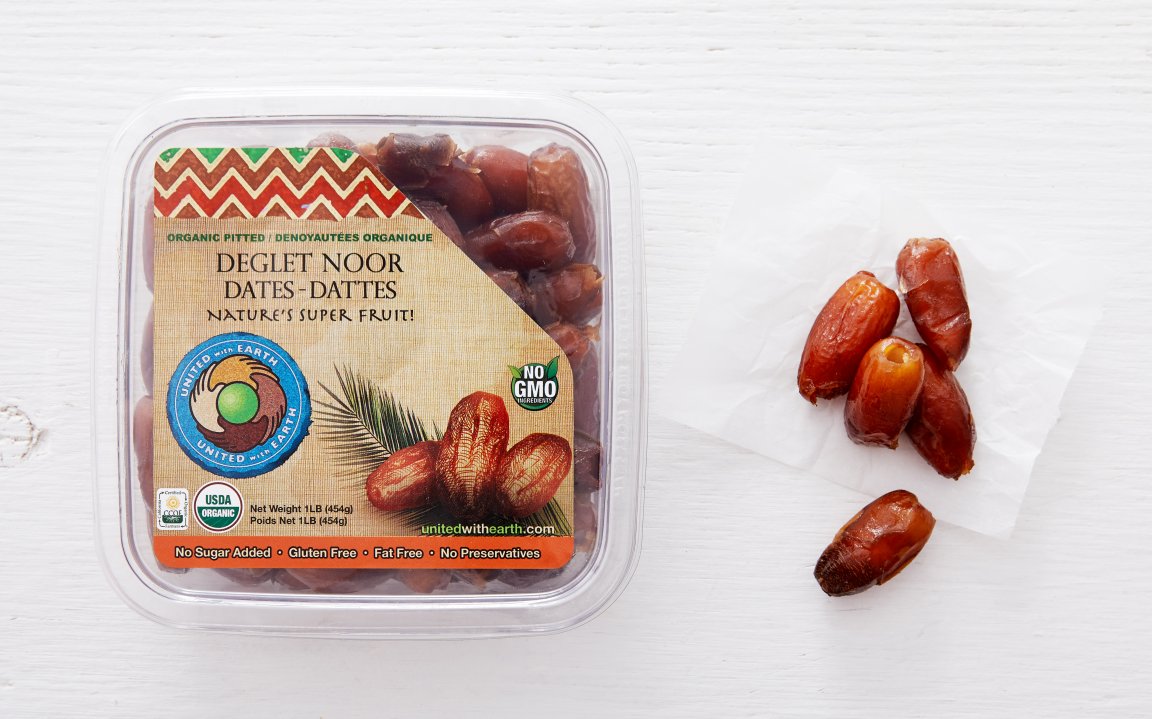 Organic Pitted Deglet Noor Dates 16 oz United With Earth Good Eggs