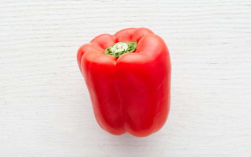 Organic Red Bell Pepper, 1 count, Wilgenburg Greenhouses