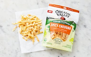 Organic Thick Cut Shredded Spicy Cheddar