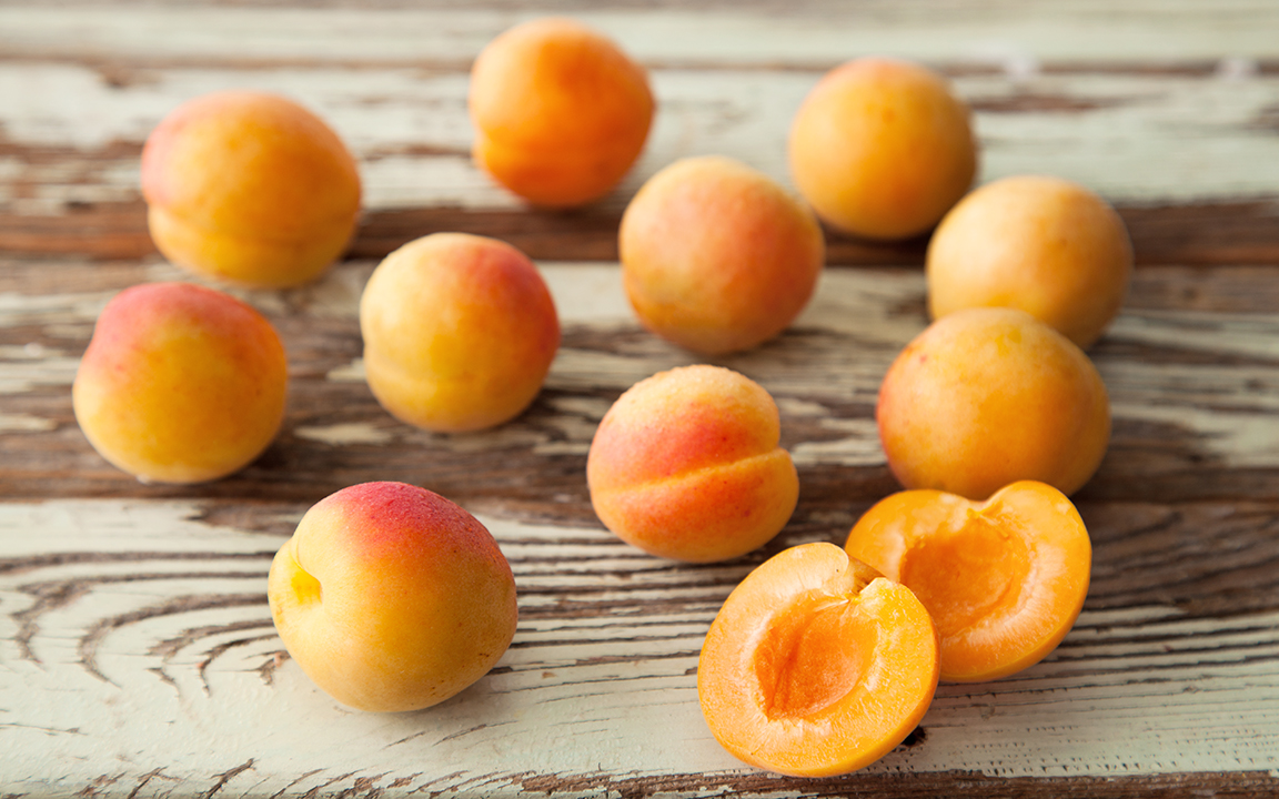 Organic Royal Blenheim Apricots 1 lb Capay Organic Good Eggs