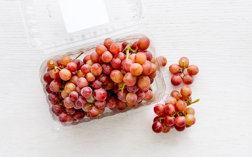 Organic Scarlet Royal Seedless Red Grapes, 1 lb, Cliff McFarlin Family  Farms