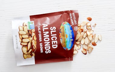 Sliced Skin-On Almonds