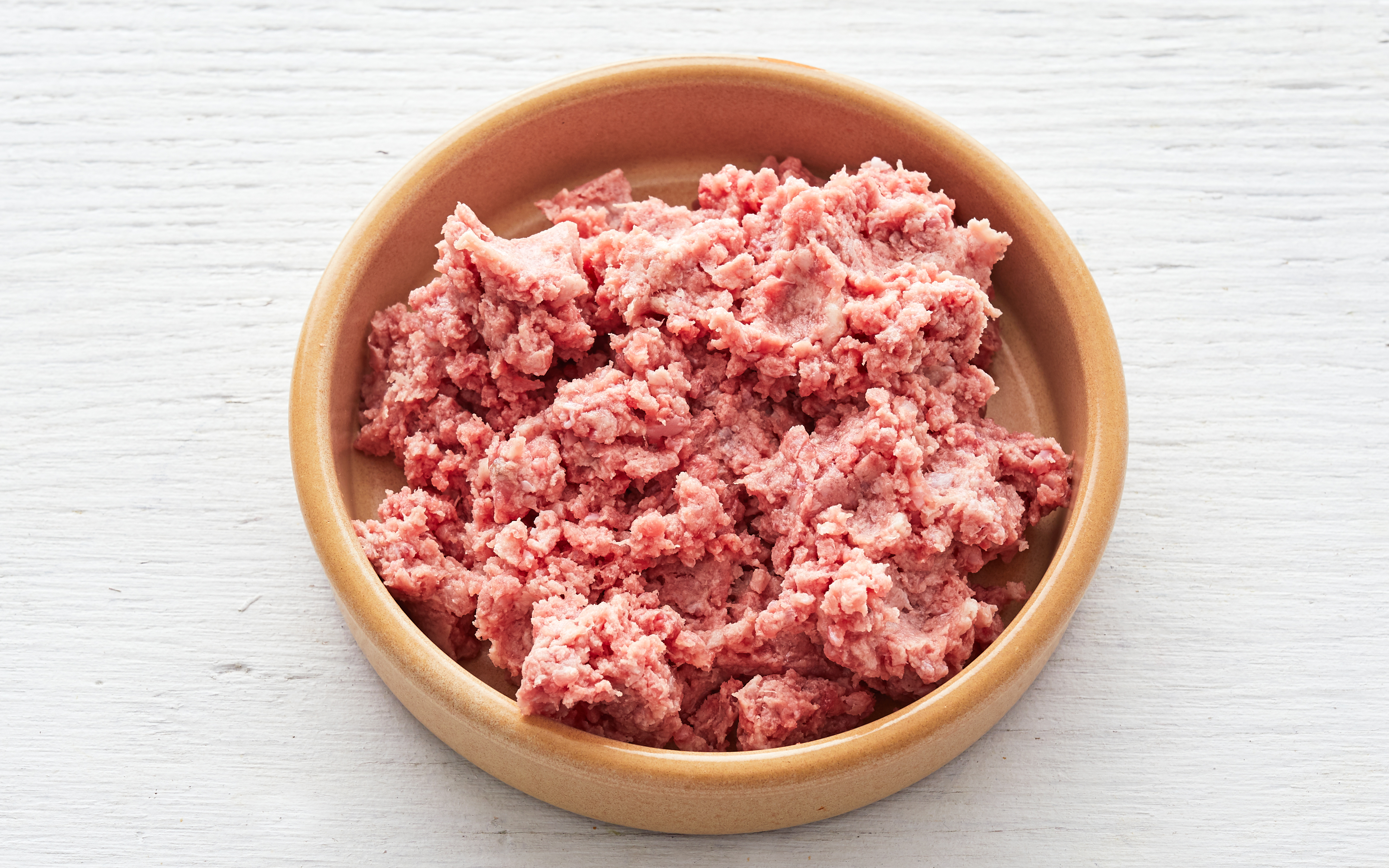 Is cooked ground hotsell beef good for dogs