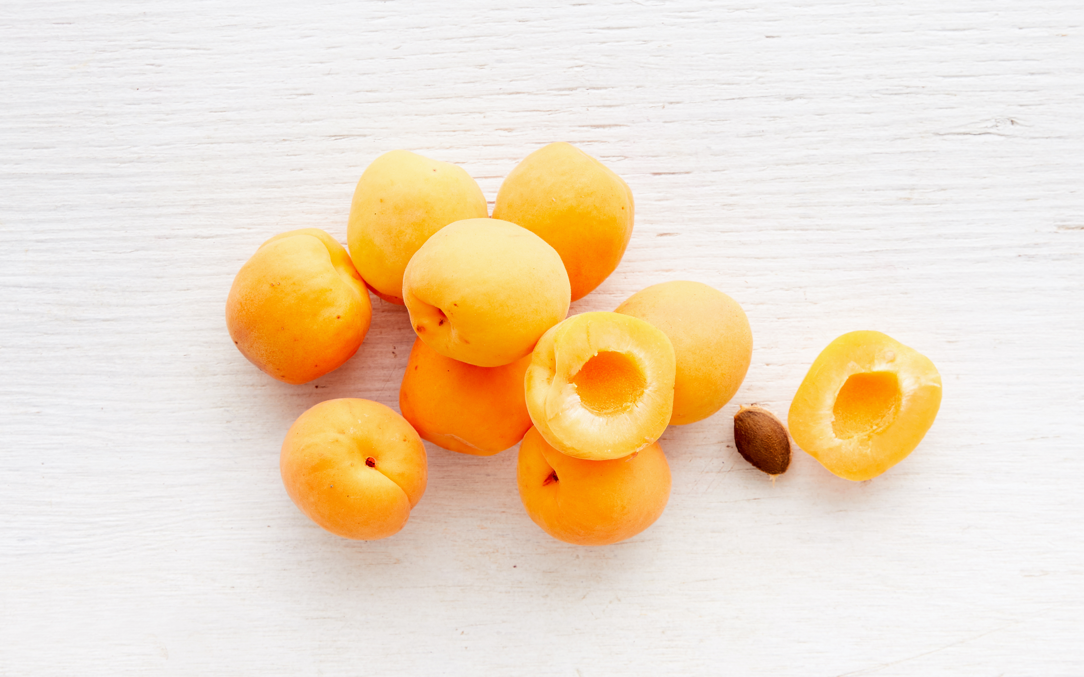 Organic Patterson Apricots Blossom Bluff Orchards SF Bay Good Eggs