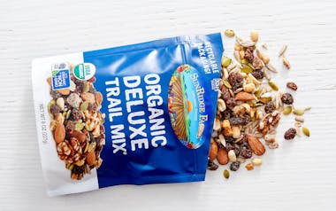 Organic Deluxe Trail Mix