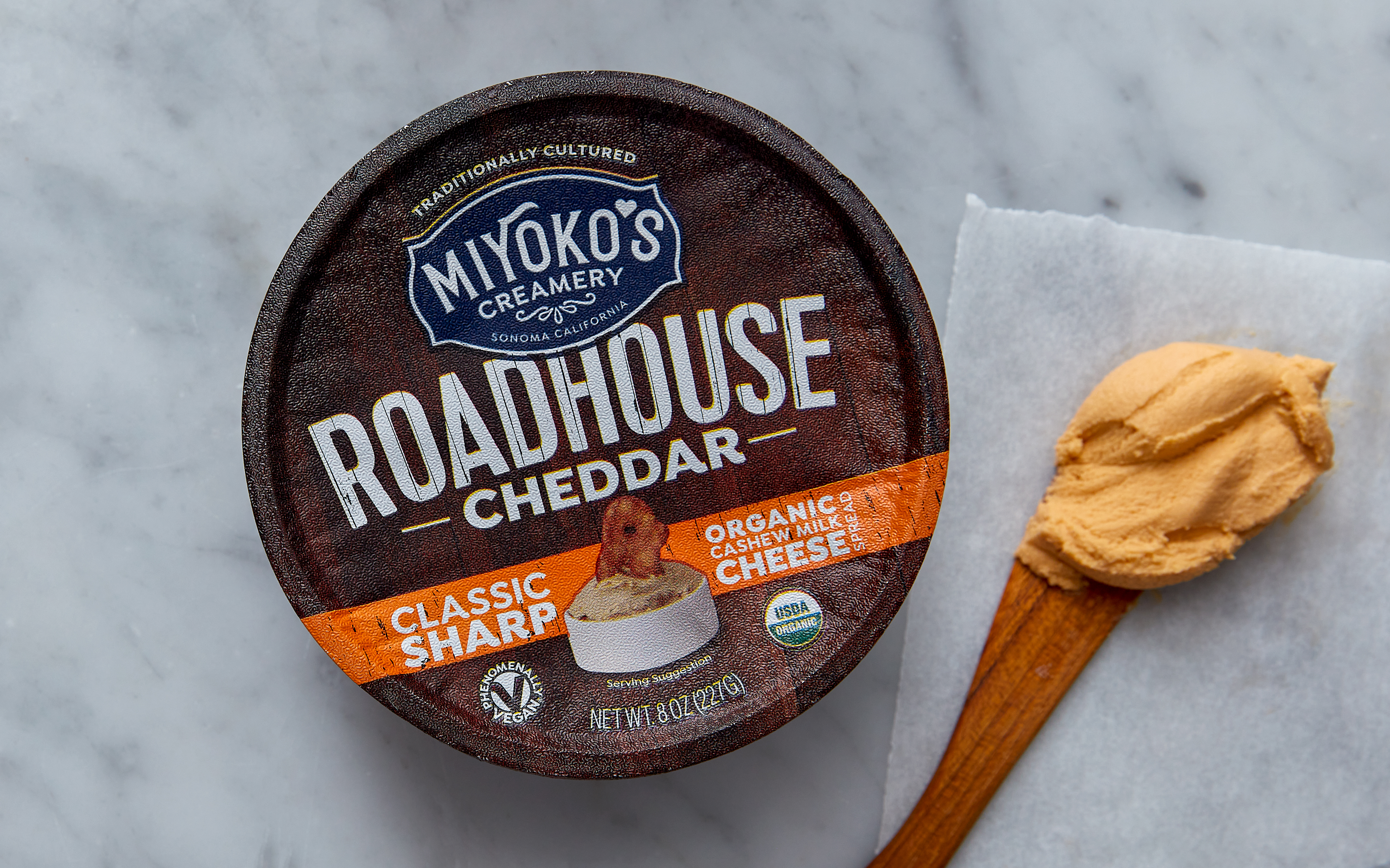 Vegan Organic Roadhouse Cheddar Cheese Spread Miyoko's Kitchen